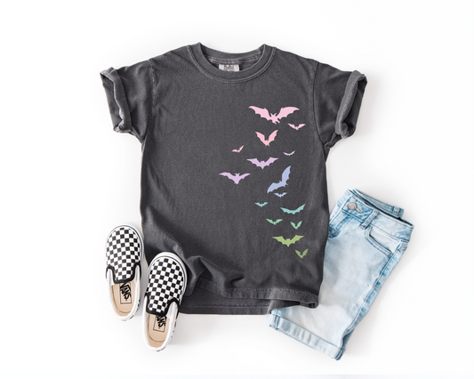 Flying Bats Pastel Tee | Minis